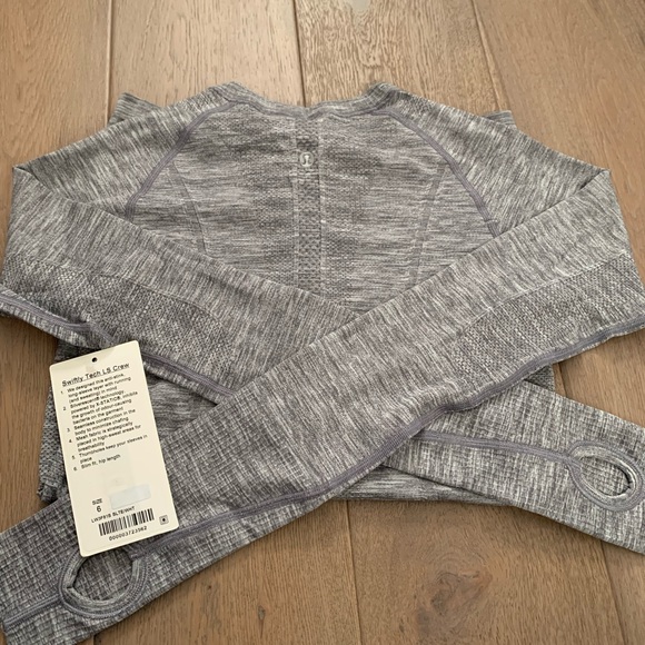 NWT Grey/ Silver Swiftly tech long sleeve size 6 - Picture 3 of 3